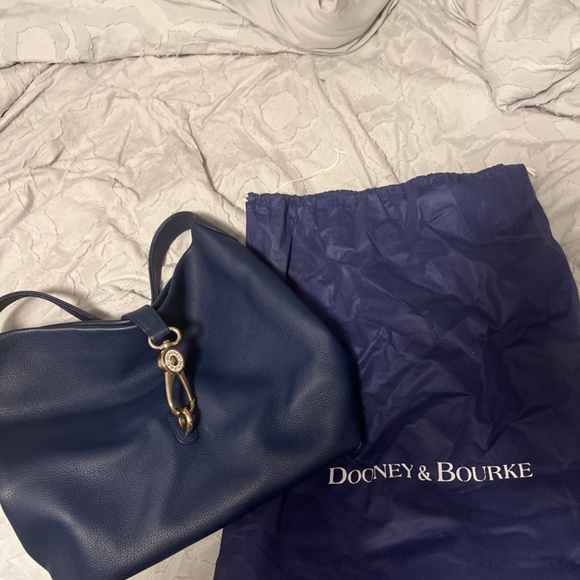 Dooney & Bourke purse - Picture 6 of 7